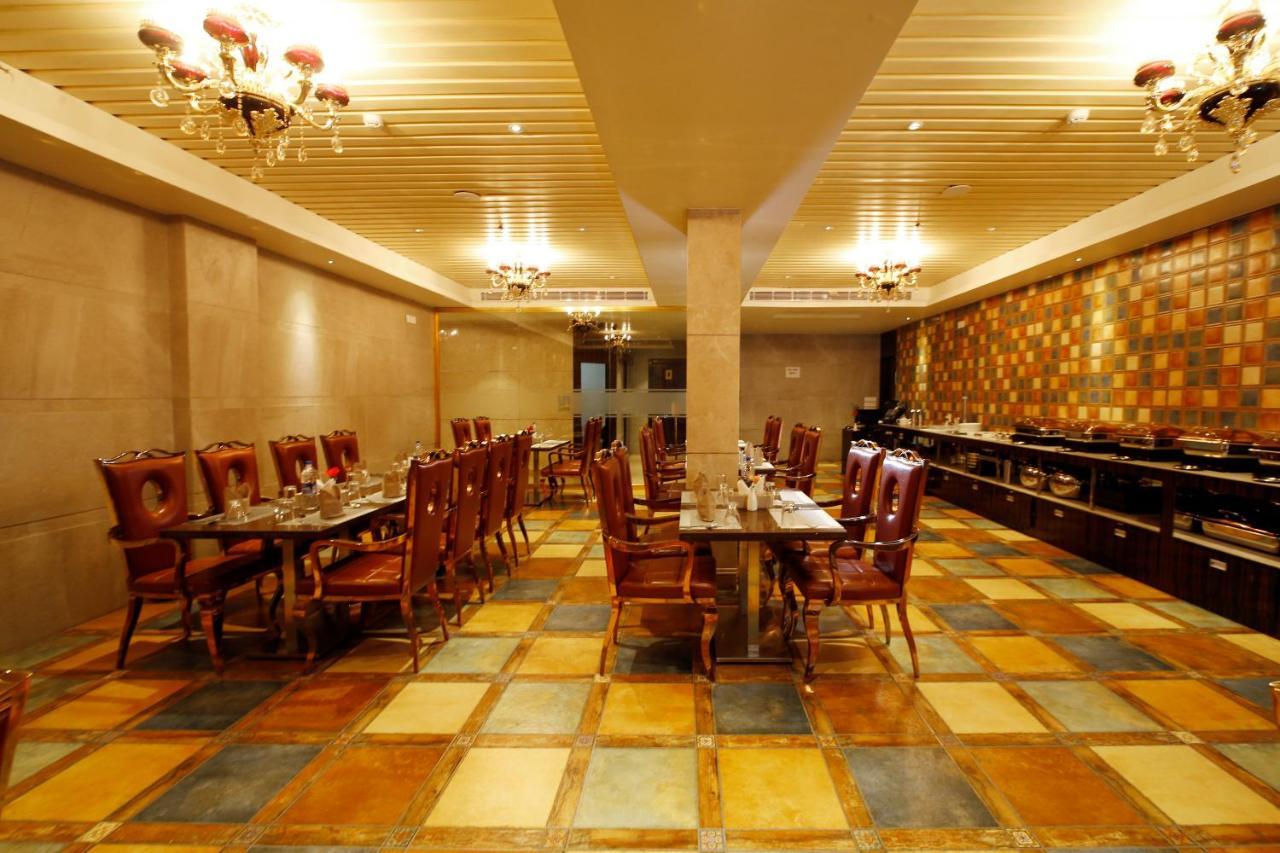Hotel Park Residency Nilambur Exterior photo